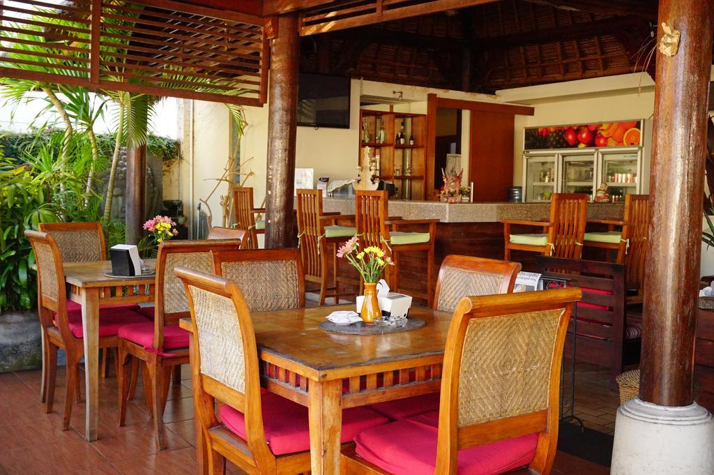 Yulia 2 Homestay Sanur Exterior foto
