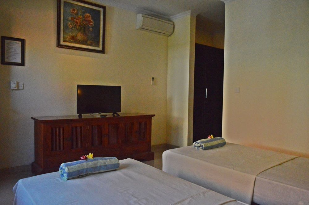 Yulia 2 Homestay Sanur Exterior foto